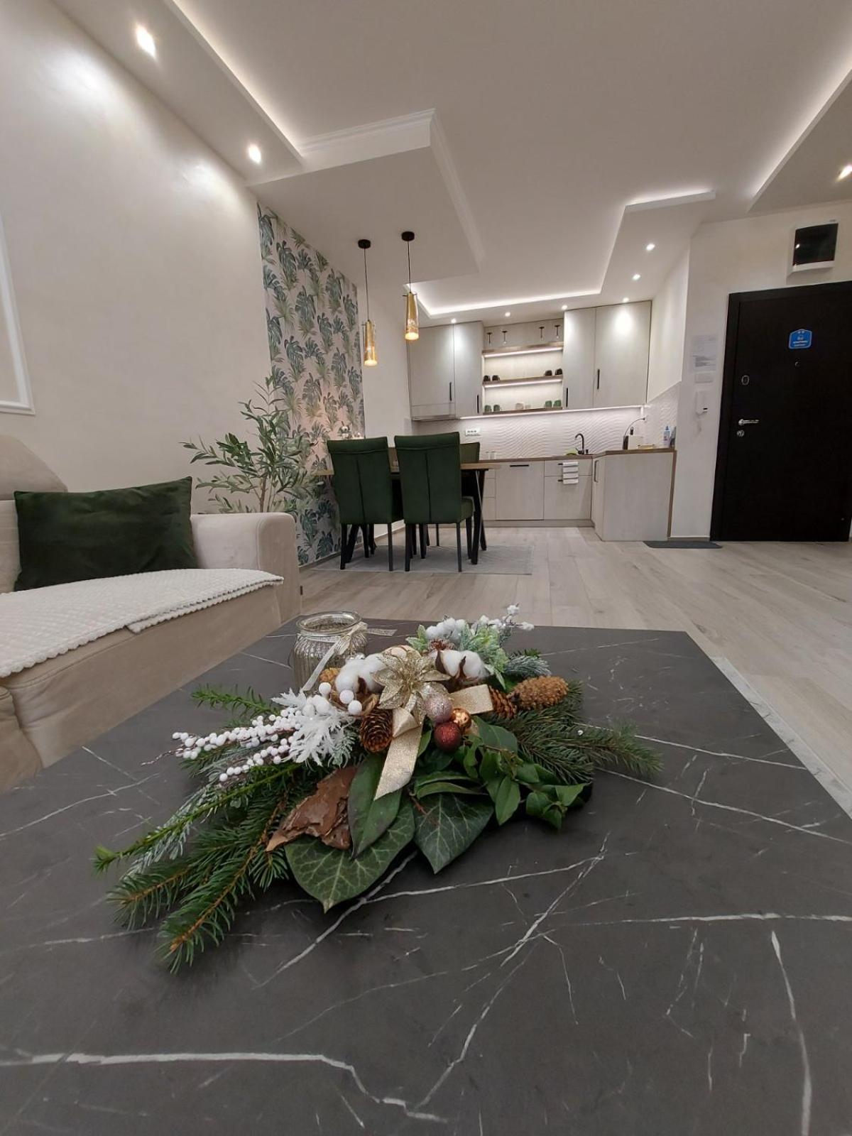 Ferienwohnung Kat Apartman Subotica Exterior foto