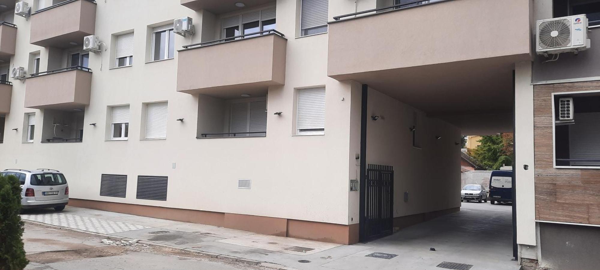 Ferienwohnung Kat Apartman Subotica Exterior foto